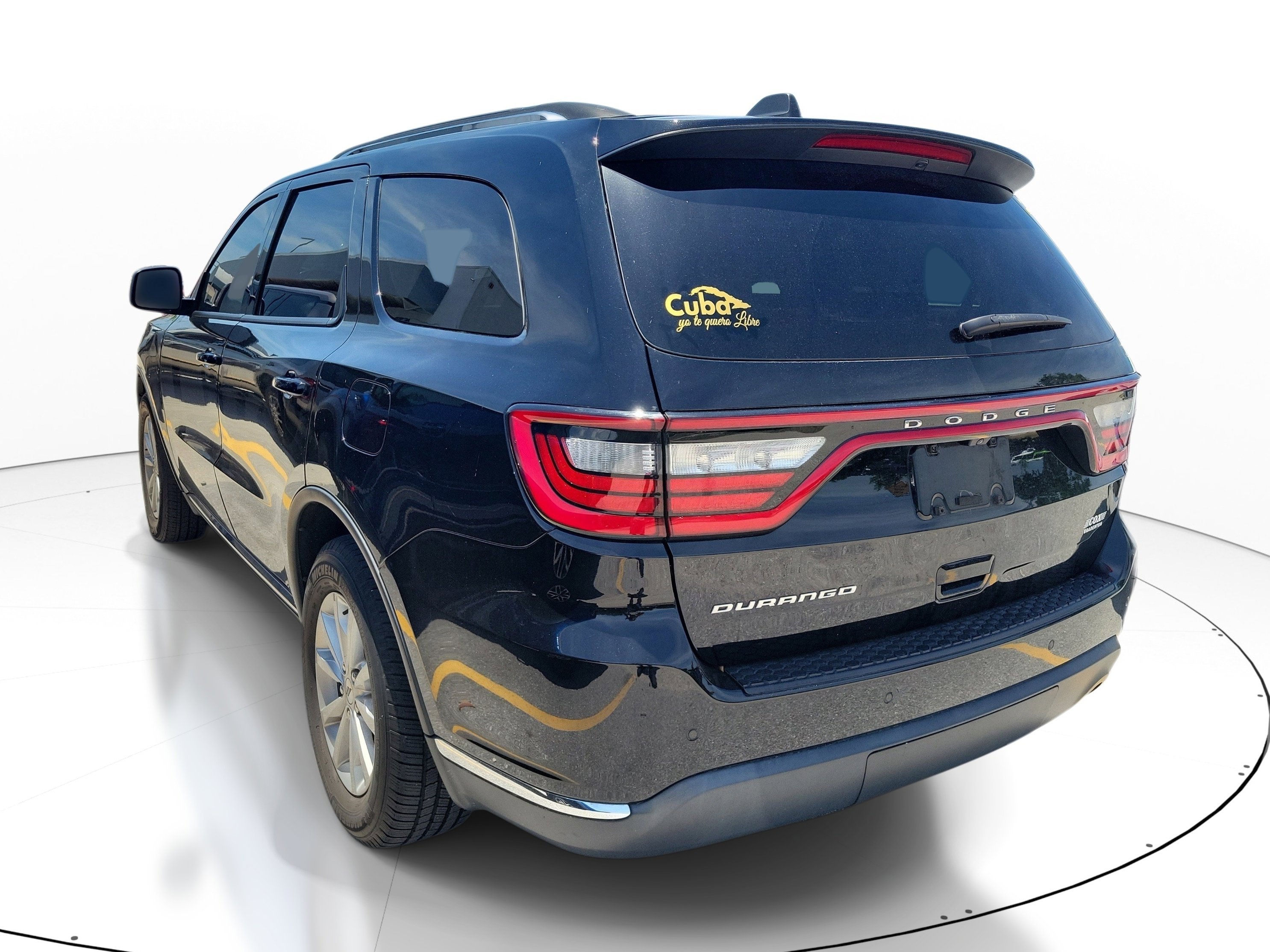 Used 2022 Dodge Durango SXT RWD image 3