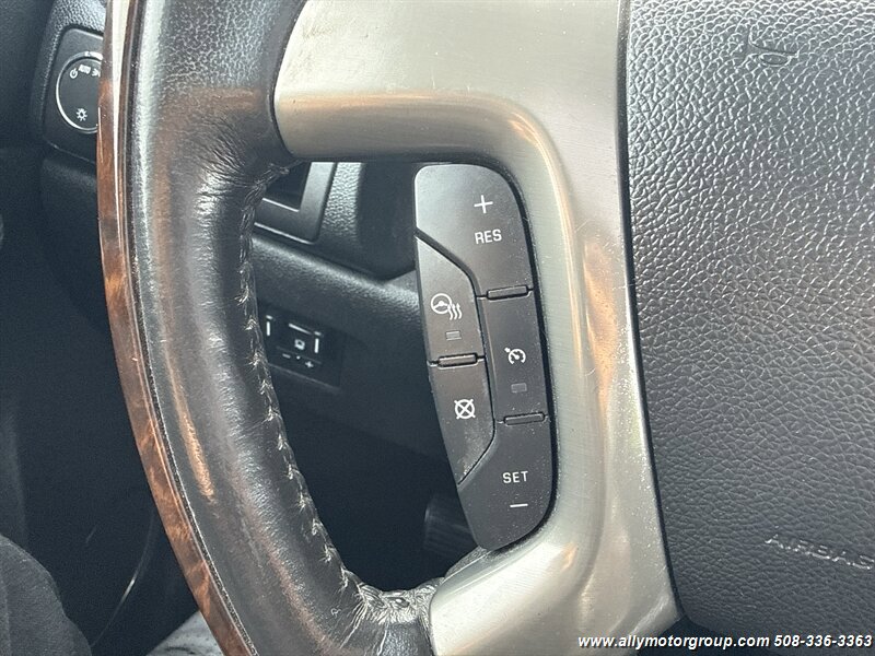 Used 2012 GMC Yukon Denali AWD/4WD image 20