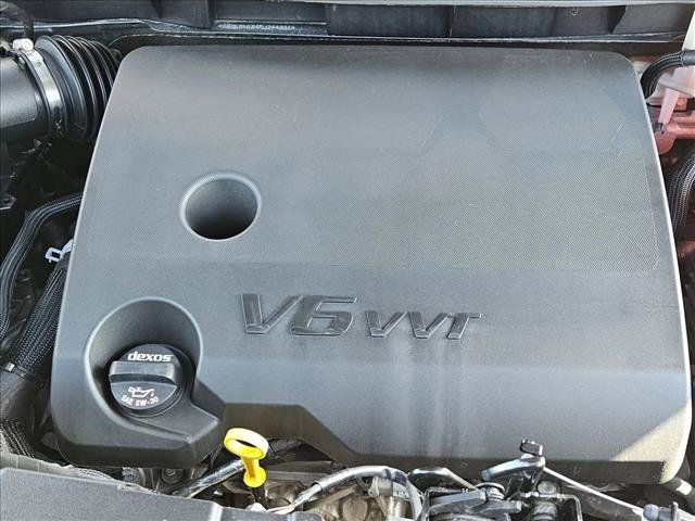 Used 2023 Chevrolet Traverse Premier w/ LPO, Floor Liner Package FWD image 24