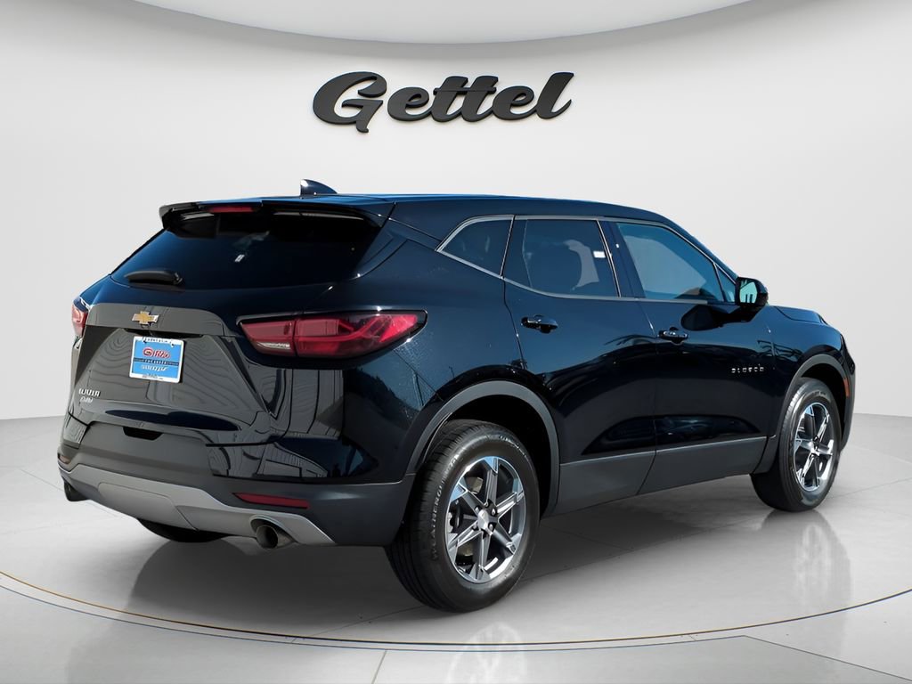 Used 2023 Chevrolet Blazer LT image 5