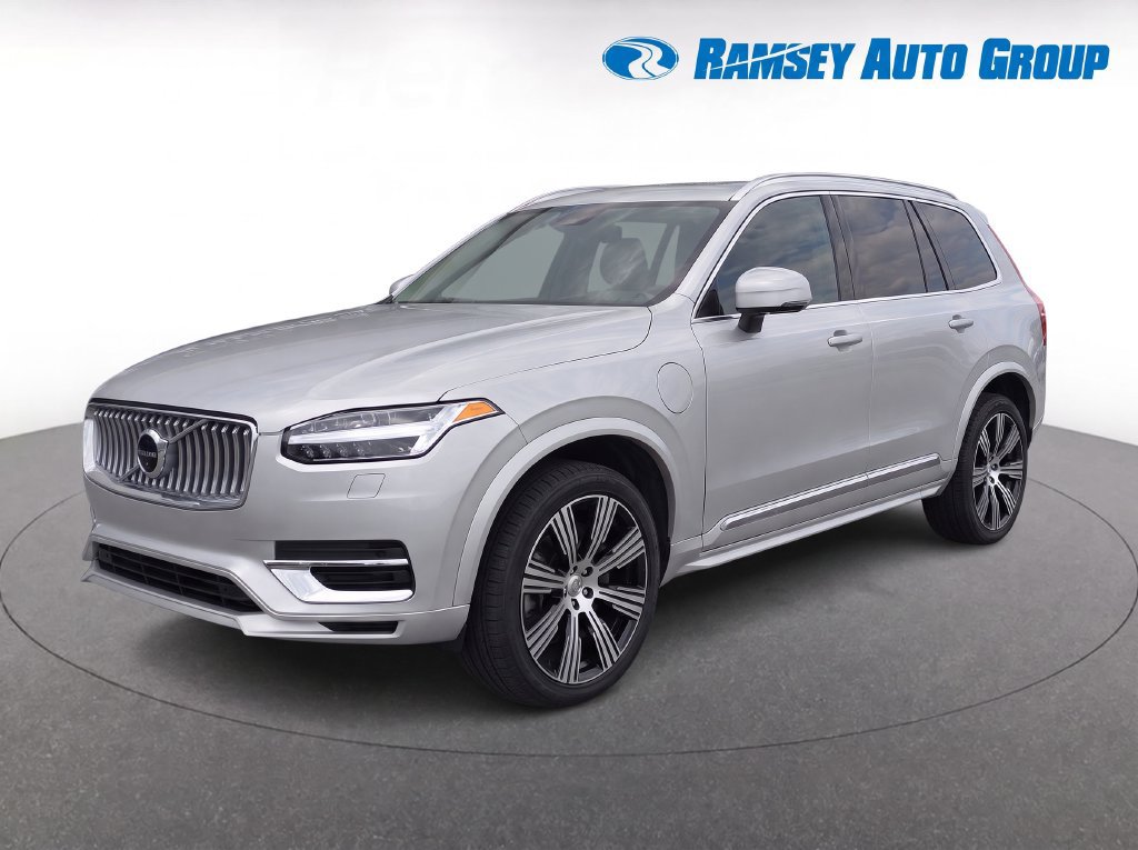 Certified 2025 Volvo XC90 T8 Plus AWD/4WD image 1