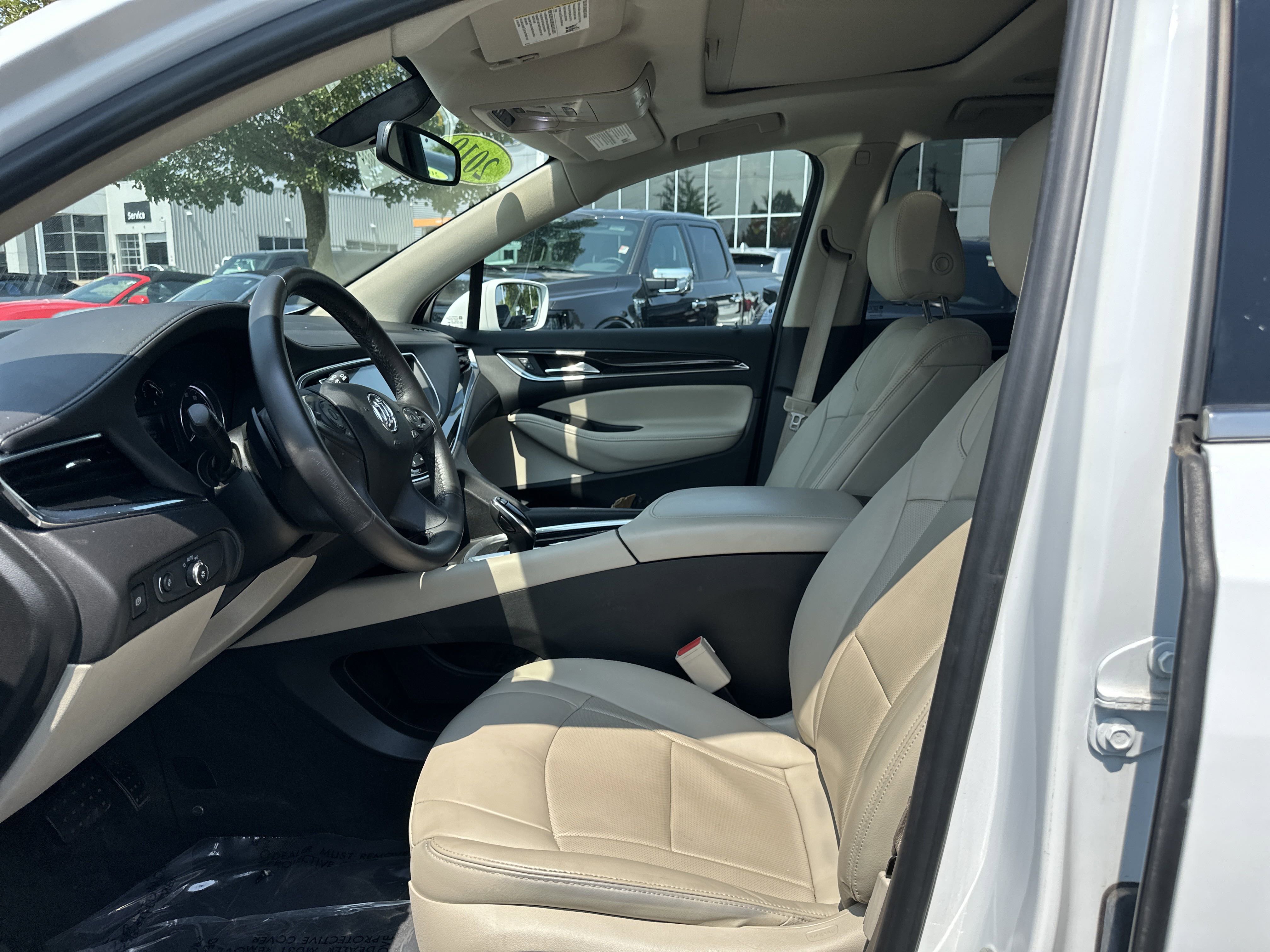 Used 2019 Buick Enclave Essence image 14