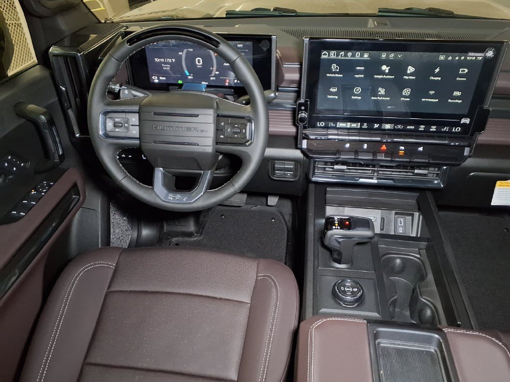 New 2026 GMC Hummer EV 4x4 Crew Cab w/ LPO, Dark Essentials Package image 14