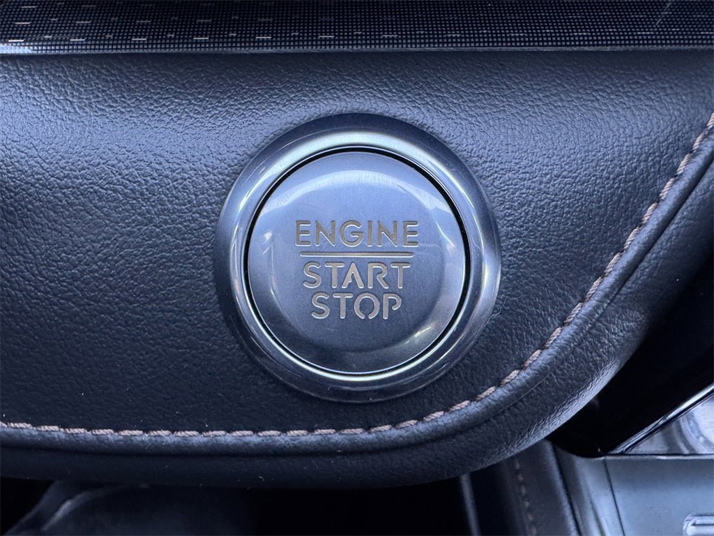 Used 2024 Lincoln Nautilus Reserve w/ Equipment Group 202A image 18