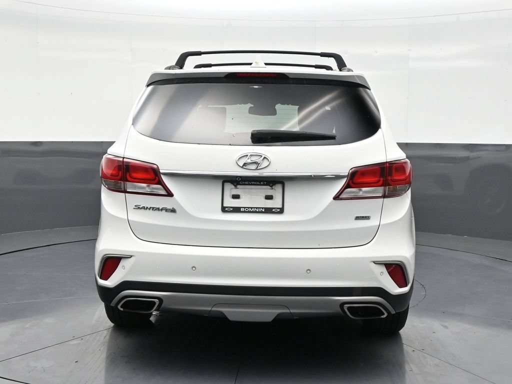 Used 2018 Hyundai Santa Fe FWD image 4