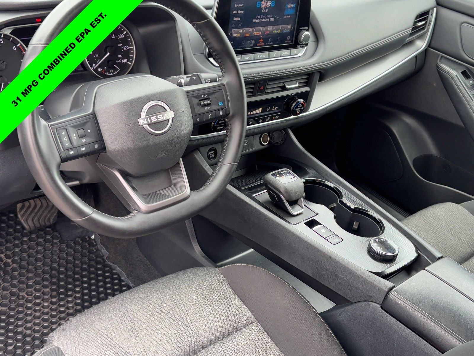 Used 2025 Nissan Rogue SV AWD/4WD image 16