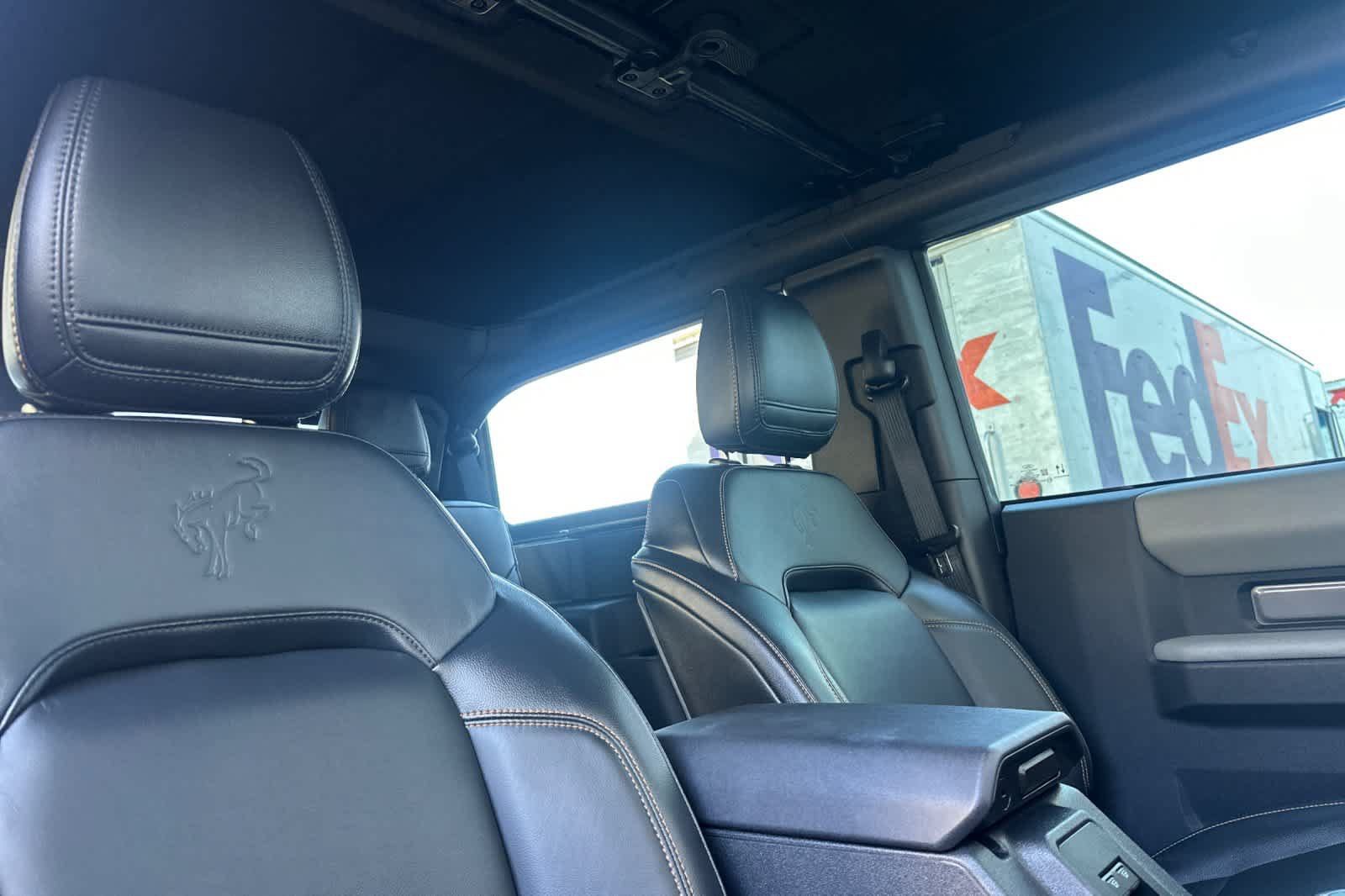 Used 2023 Ford Bronco Badlands AWD/4WD image 17