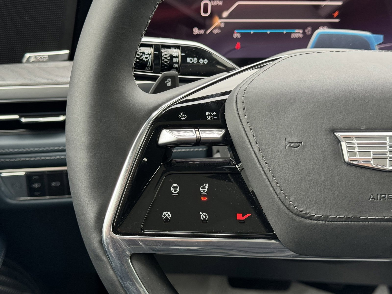 New 2025 Cadillac Escalade IQ Sport 2 image 18