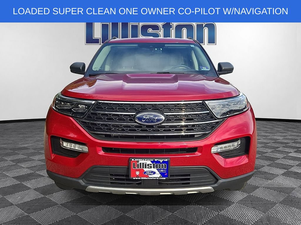 Used 2022 Ford Explorer XLT w/ Equipment Group 202A AWD/4WD image 2