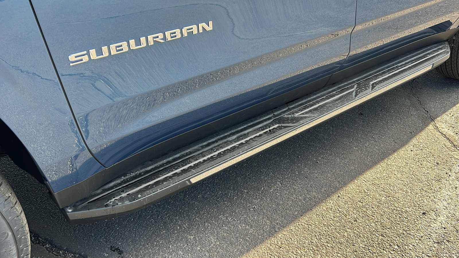 New 2026 Chevrolet Suburban LS image 11