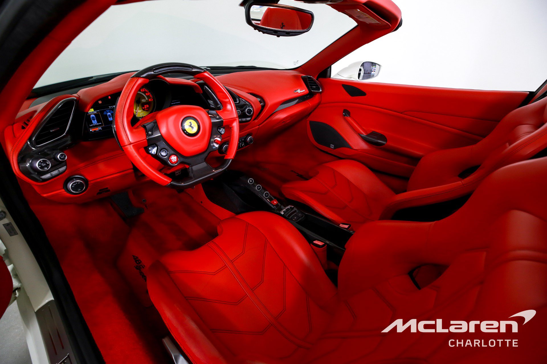 Used 2018 Ferrari 488 Spider RWD image 13