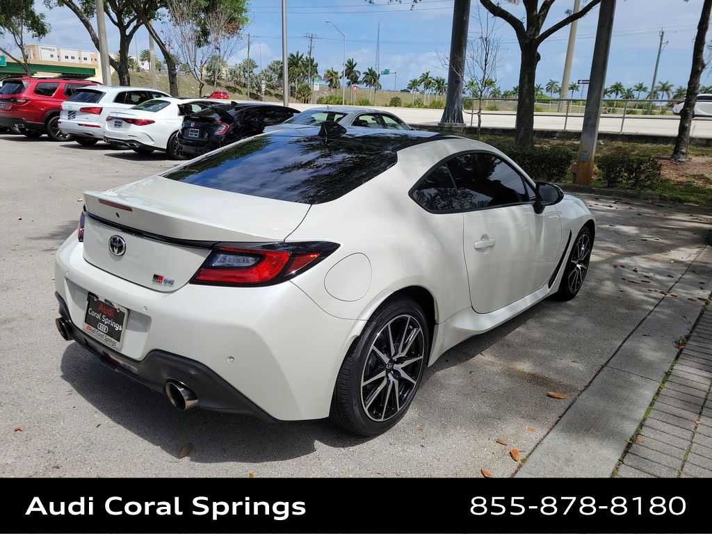 Used 2022 Toyota GR86 image 8