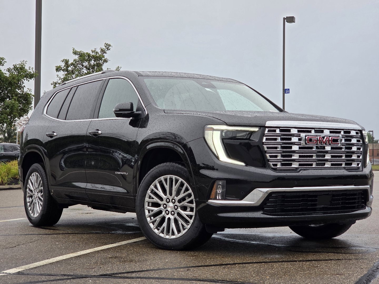 New 2026 GMC Acadia Denali w/ Super Cruise Package AWD/4WD image 2
