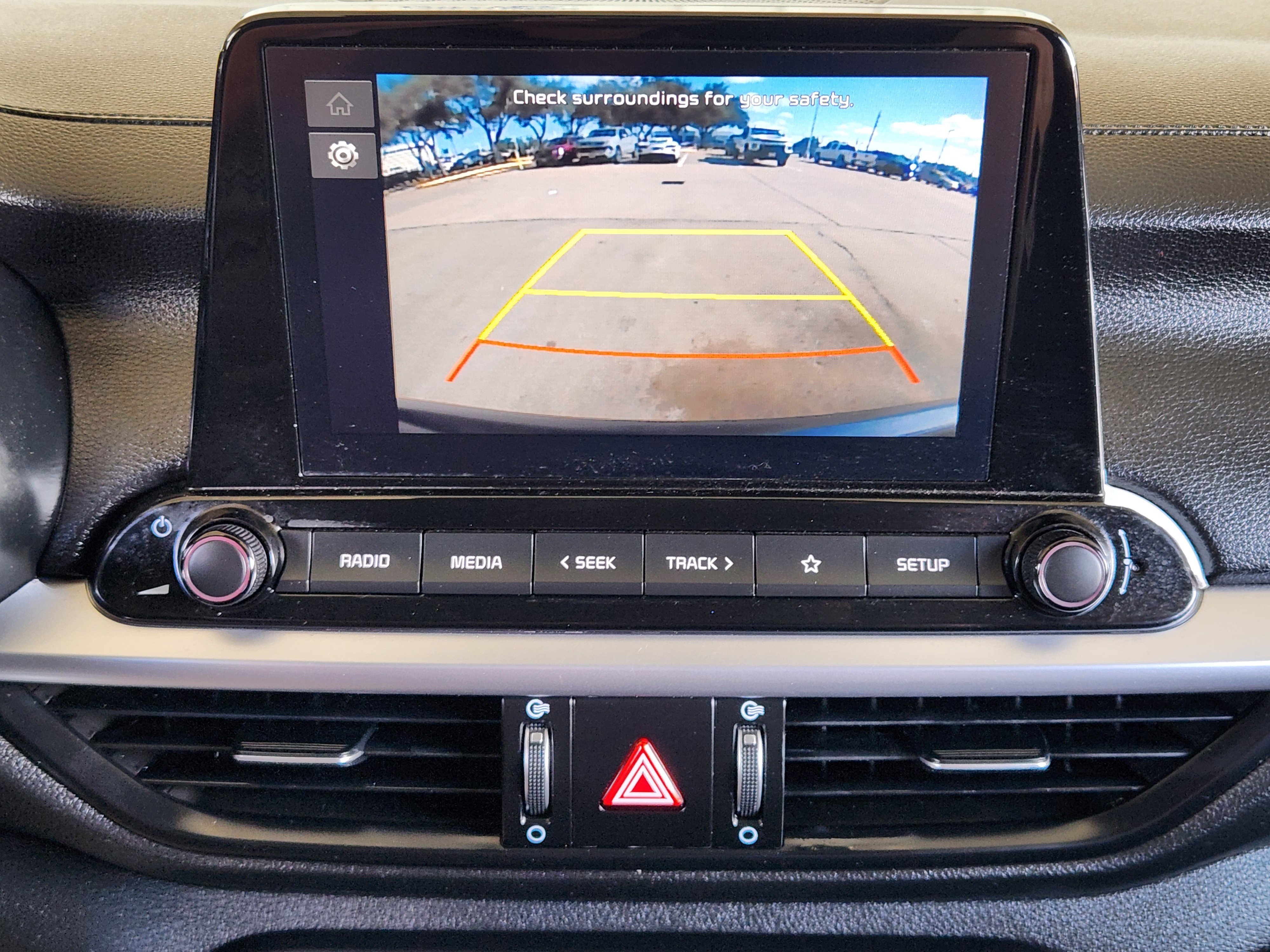 Used 2023 Kia Forte LX image 19