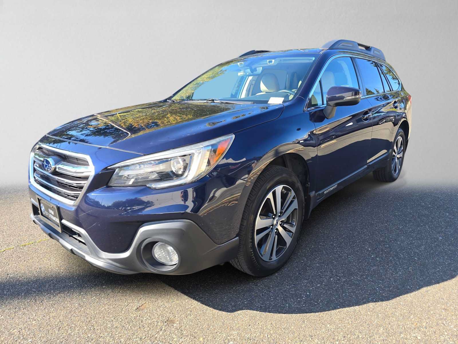 Used 2018 Subaru Outback 2.5i Limited AWD/4WD image 7