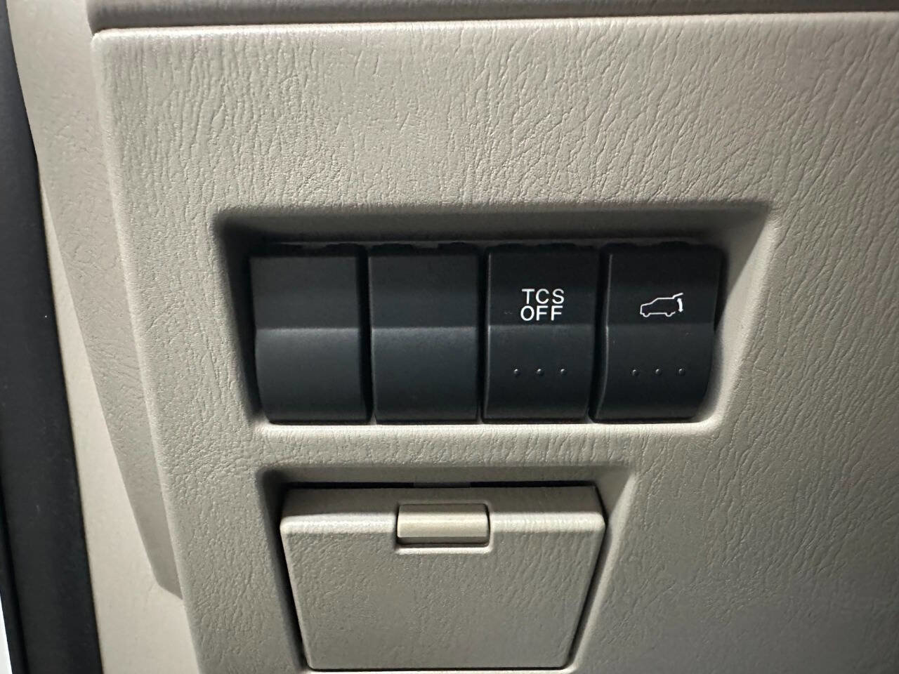 Used 2012 MAZDA CX-9 Touring w/ Moonroof & Bose Audio Pkg image 19