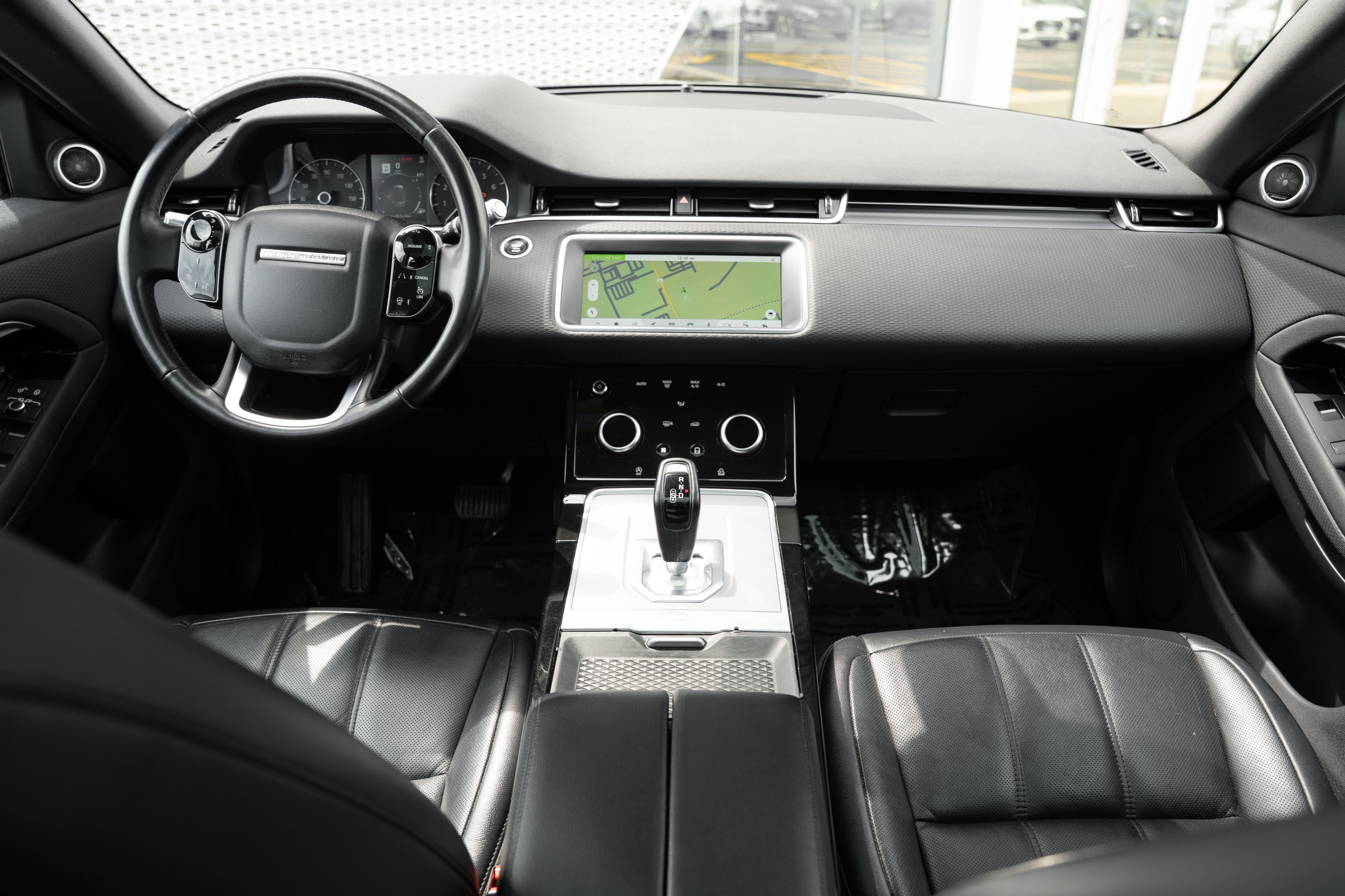 Used 2020 Land Rover Range Rover Evoque S image 8