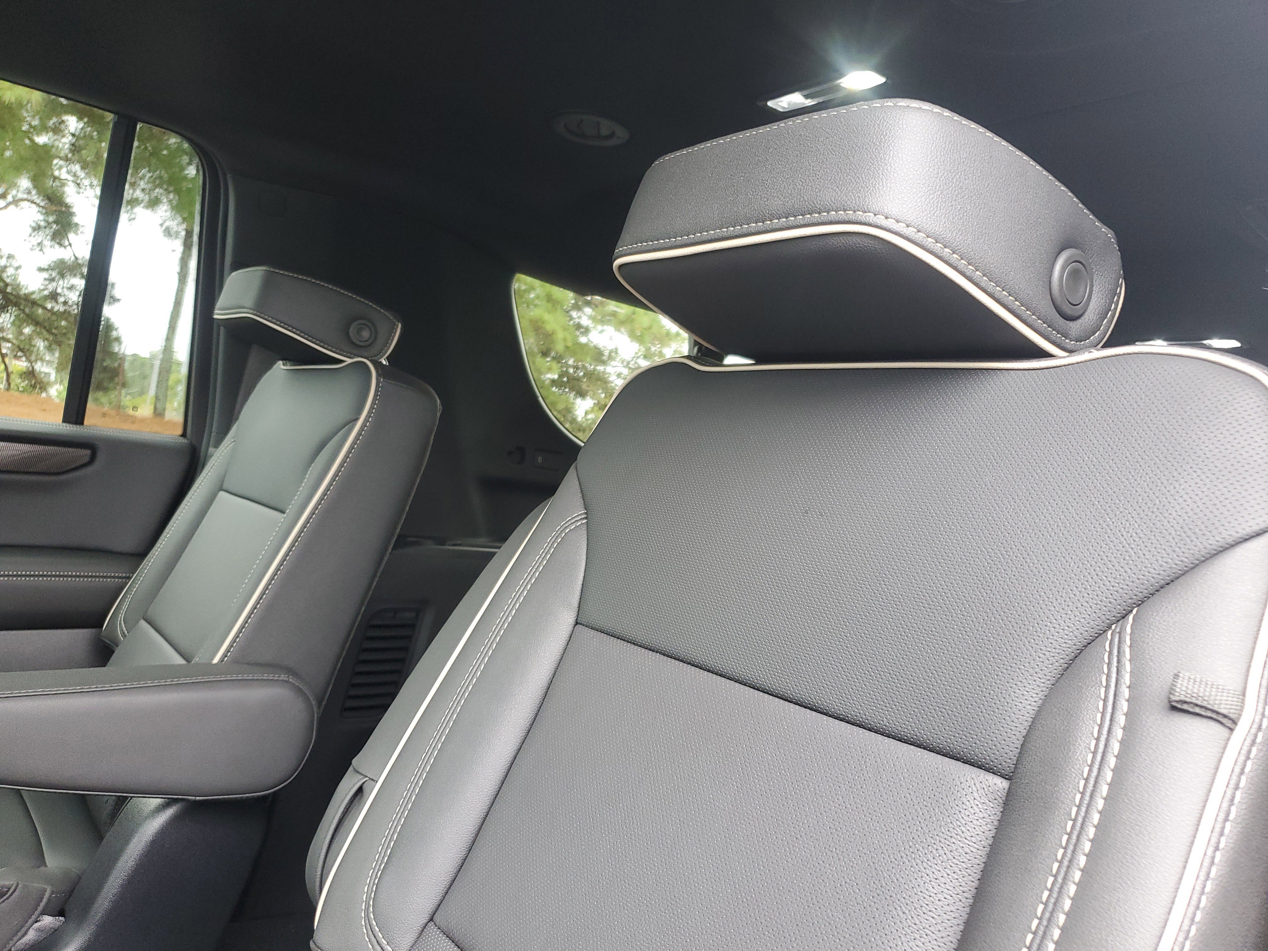 New 2026 GMC Yukon XL Elevation image 10