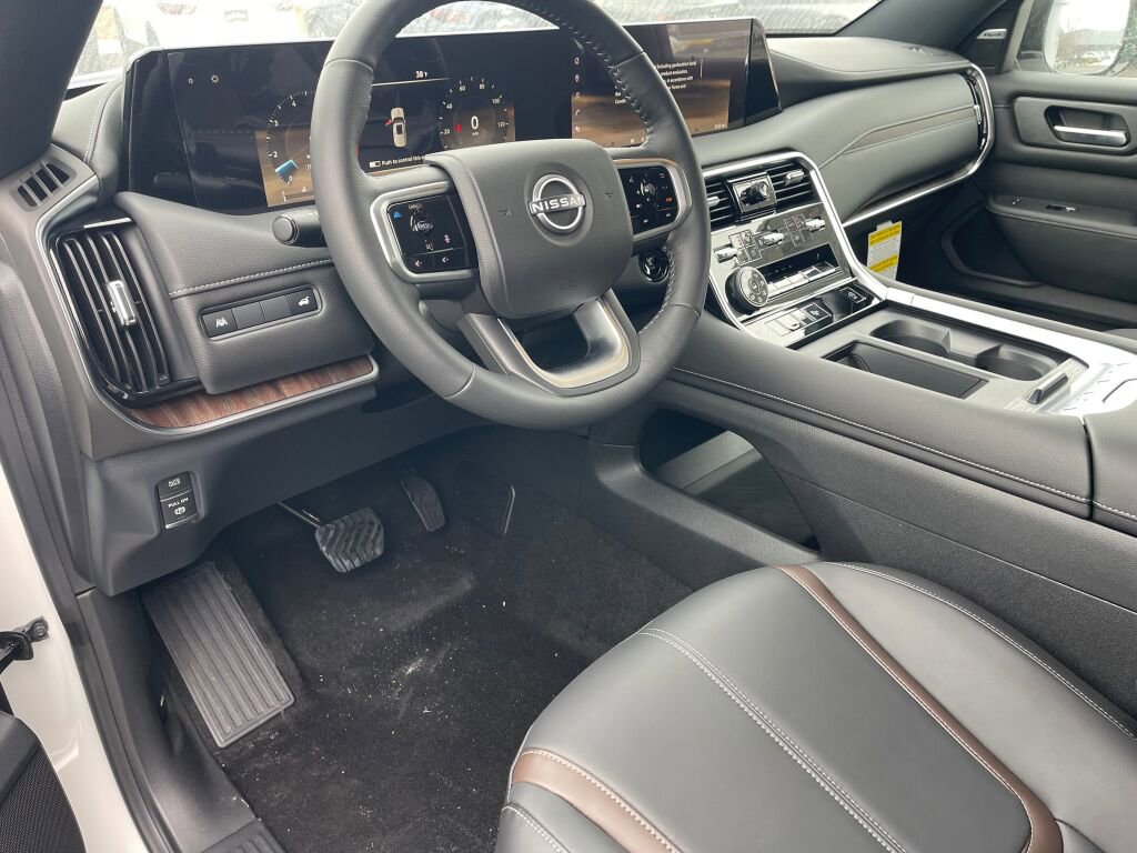 New 2026 Nissan Armada SL w/ Captain's Chari Seat Package image 6