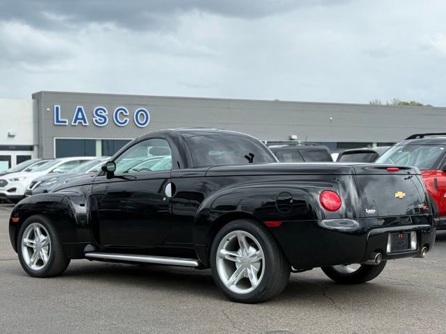 Used 2003 Chevrolet SSR w/ Preferred Equipment Group RWD image 38