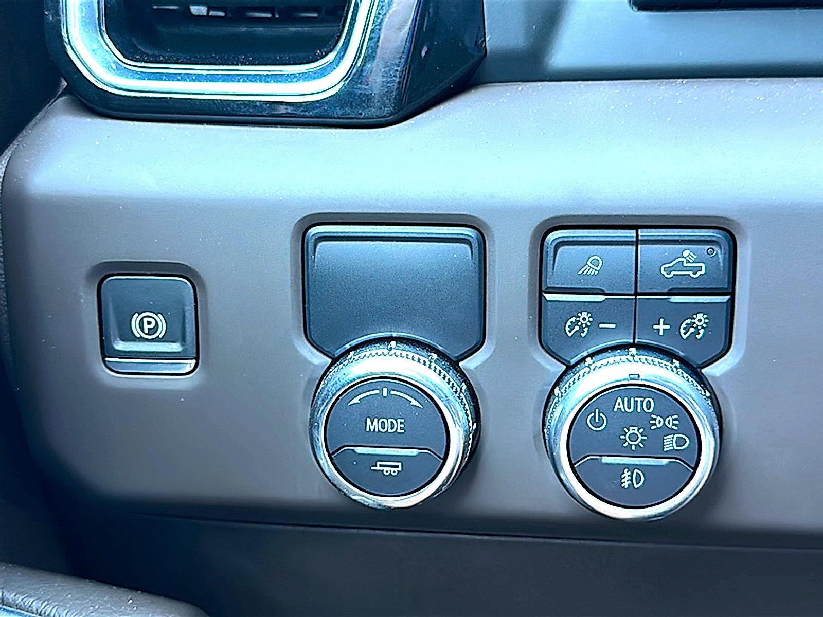 Used 2024 GMC Sierra 1500 Denali w/ Denali Reserve Package RWD image 37