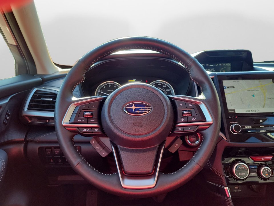 Used 2023 Subaru Forester Touring image 12