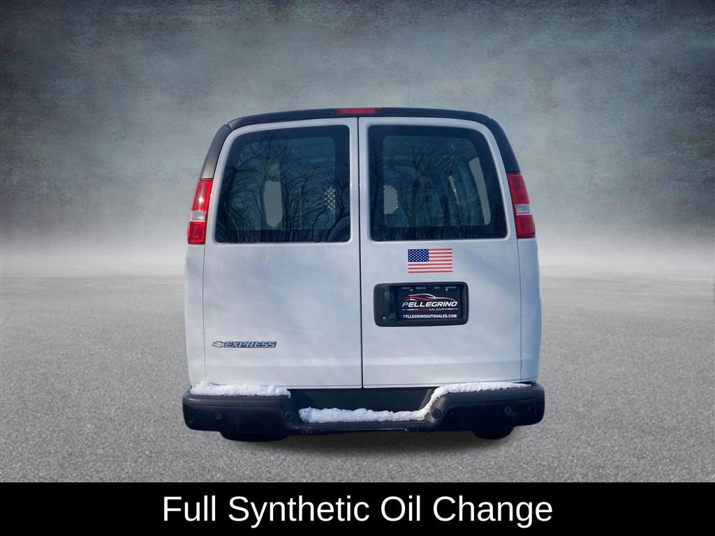 Used 2018 Chevrolet Express 2500 w/ Driver Convenience Package image 5