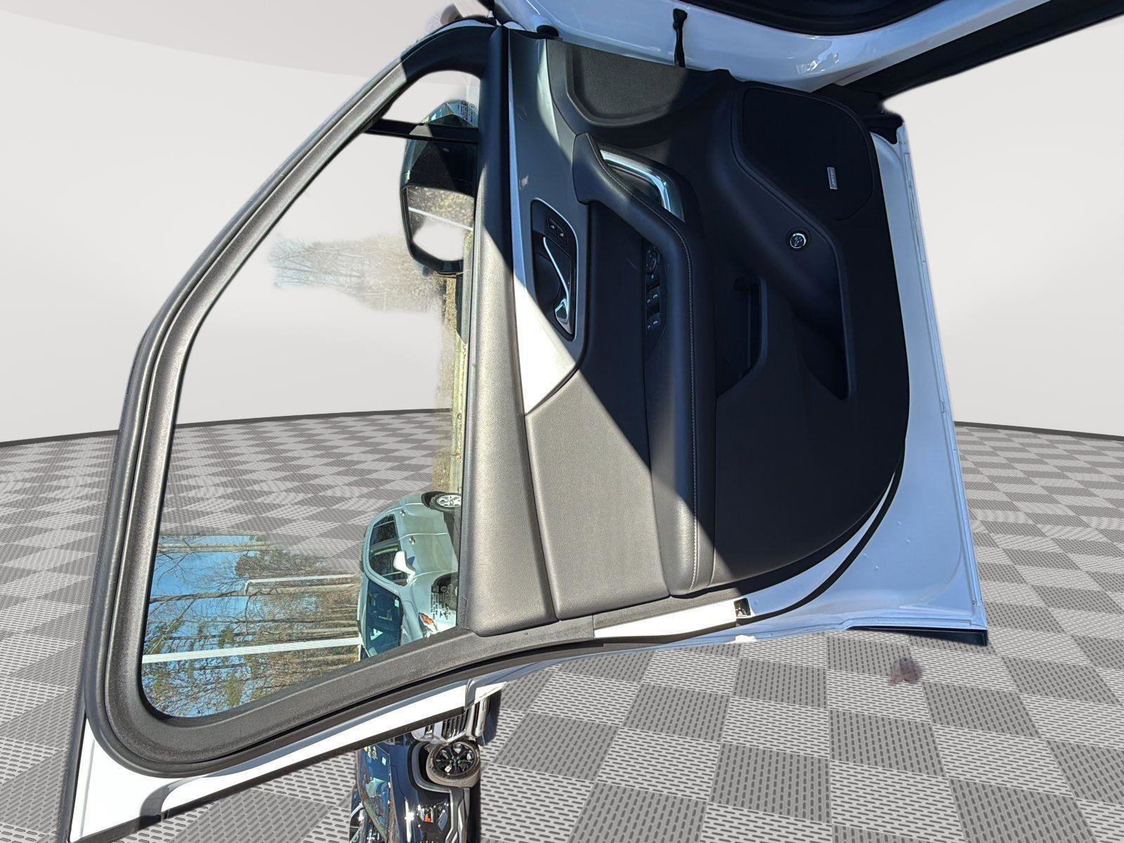 Used 2021 Chevrolet Blazer LT w/ Redline Edition image 17