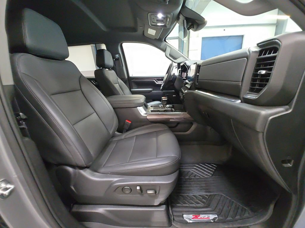 Certified 2023 Chevrolet Silverado 1500 LTZ AWD/4WD image 30