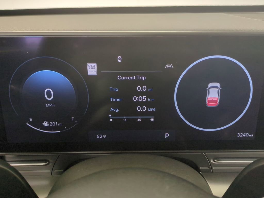 Certified 2025 Hyundai Kona SEL image 34