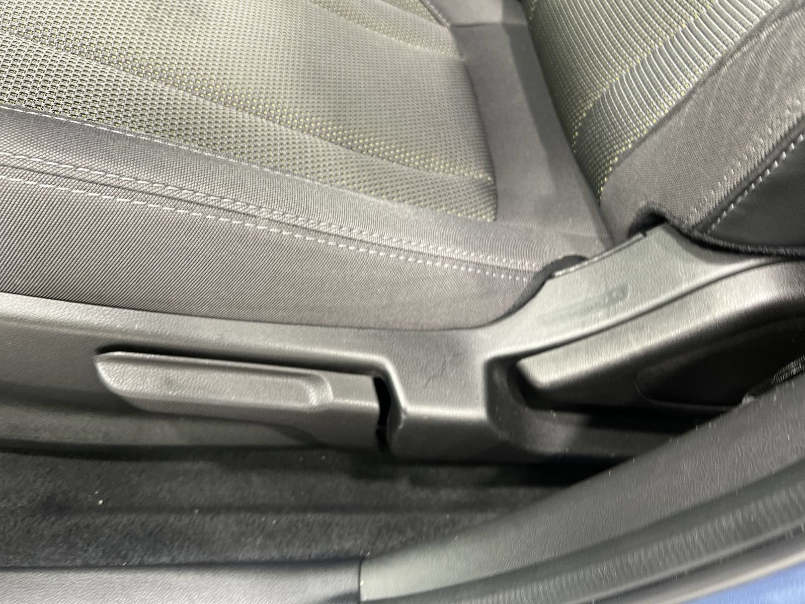 Certified 2024 Subaru Crosstrek 2.0i Premium AWD/4WD image 12