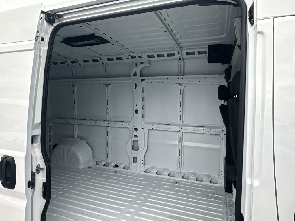 New 2026 RAM ProMaster 2500 w/ Convenience Group FWD image 13