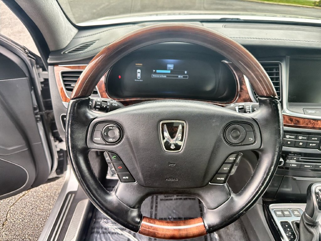 Used 2015 Hyundai Equus Ultimate RWD image 11