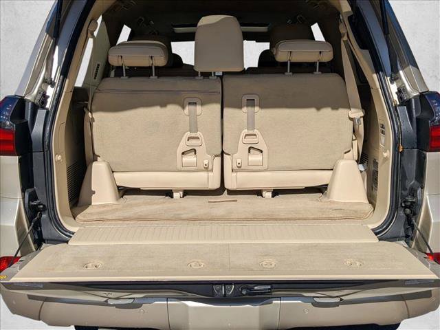Used 2016 Lexus LX 570 4WD image 7