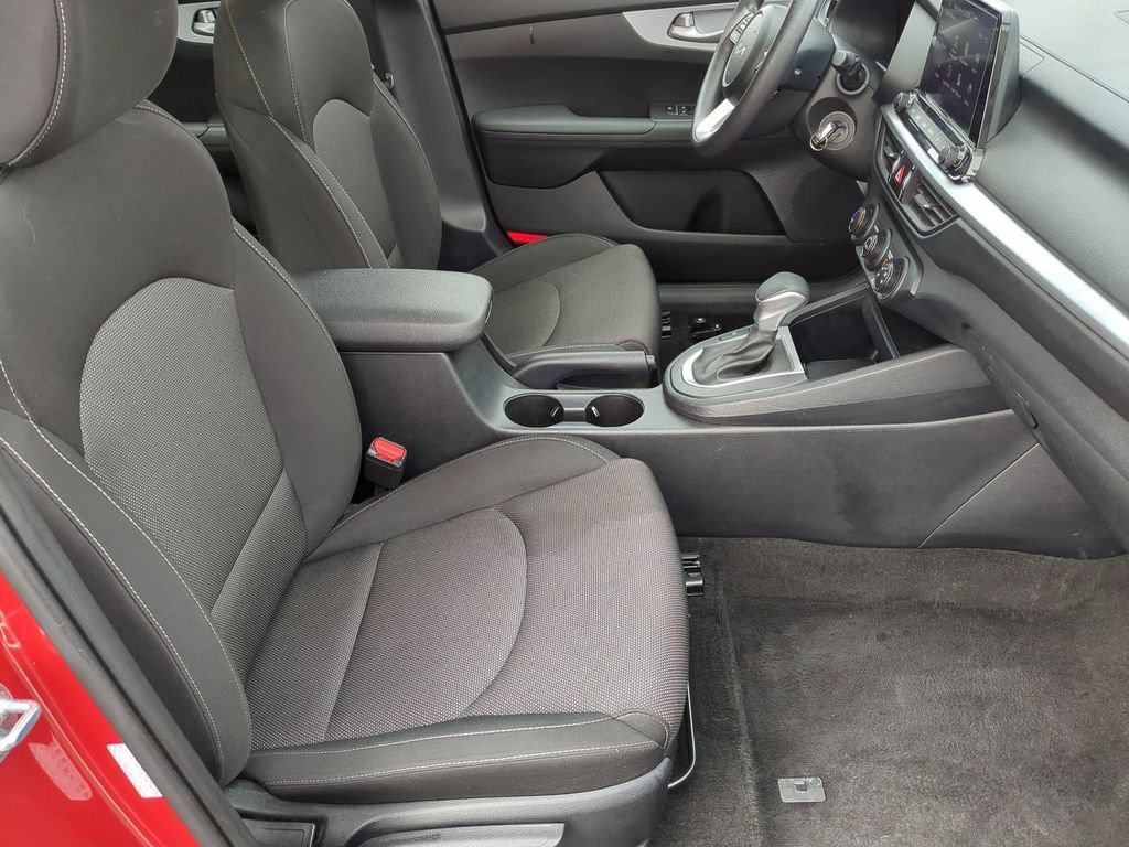 Used 2024 Kia Forte LXS image 25