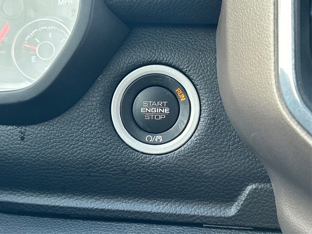 Certified 2022 RAM 1500 Laramie image 32