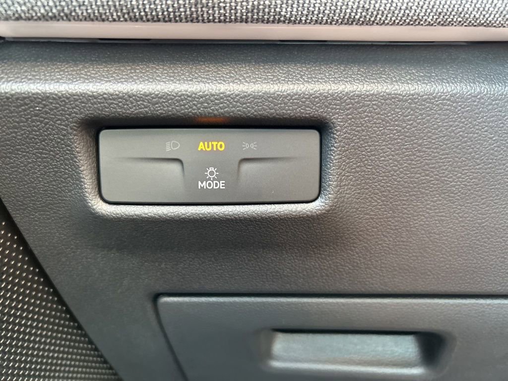 New 2026 Volkswagen Tiguan S image 27