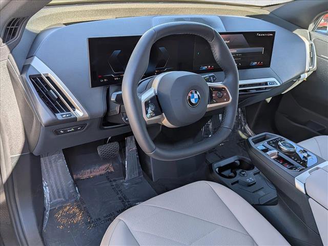 New 2026 BMW iX xDrive60 image 3