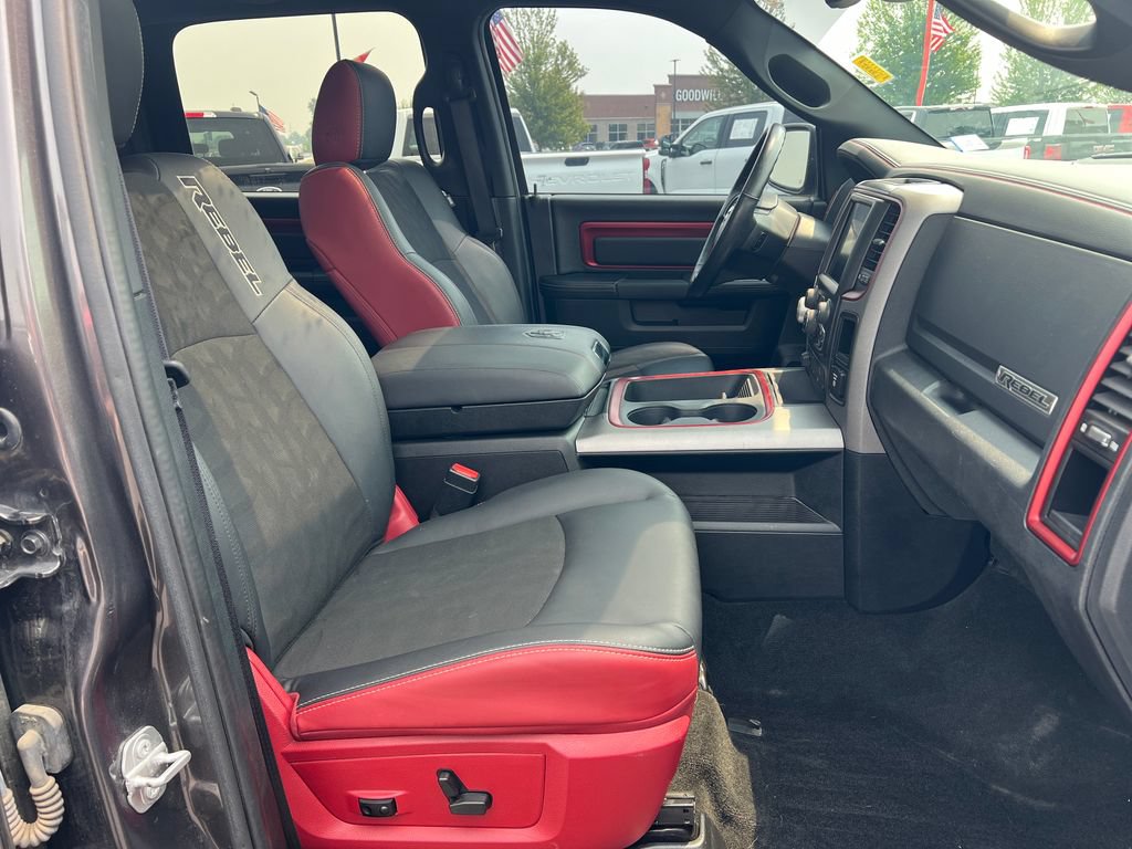 Used 2016 RAM 1500 Rebel w/ Luxury Group AWD/4WD image 44