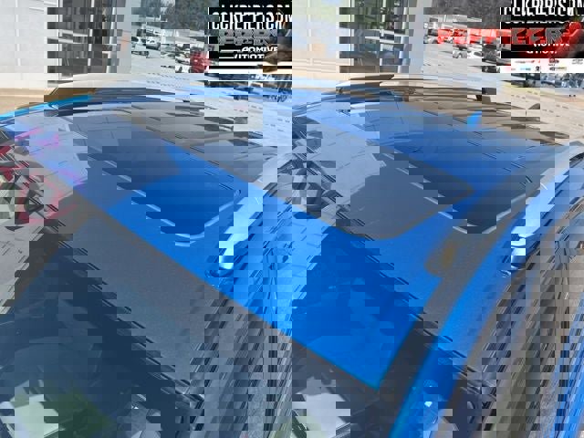 Used 2016 Toyota RAV4 Limited image 3