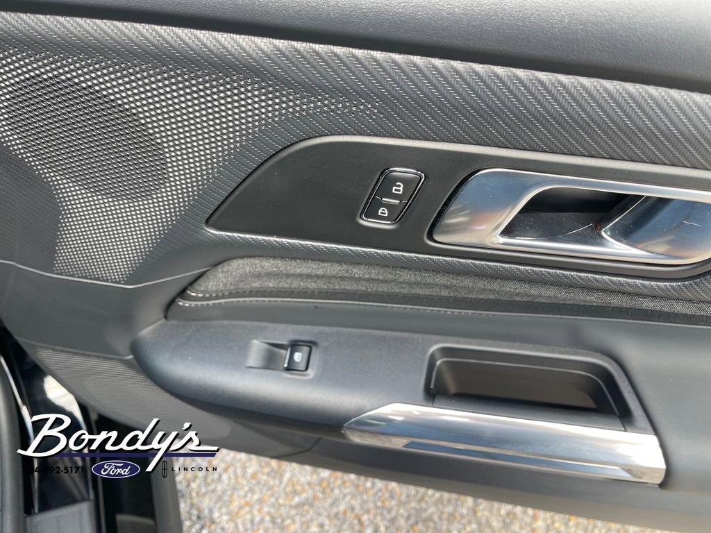 Used 2025 Ford Mustang GT image 18