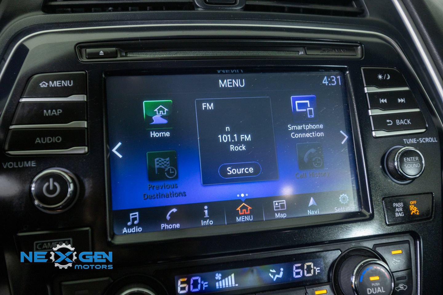 Used 2018 Nissan Maxima SR w/ Midnight Edition FWD image 20