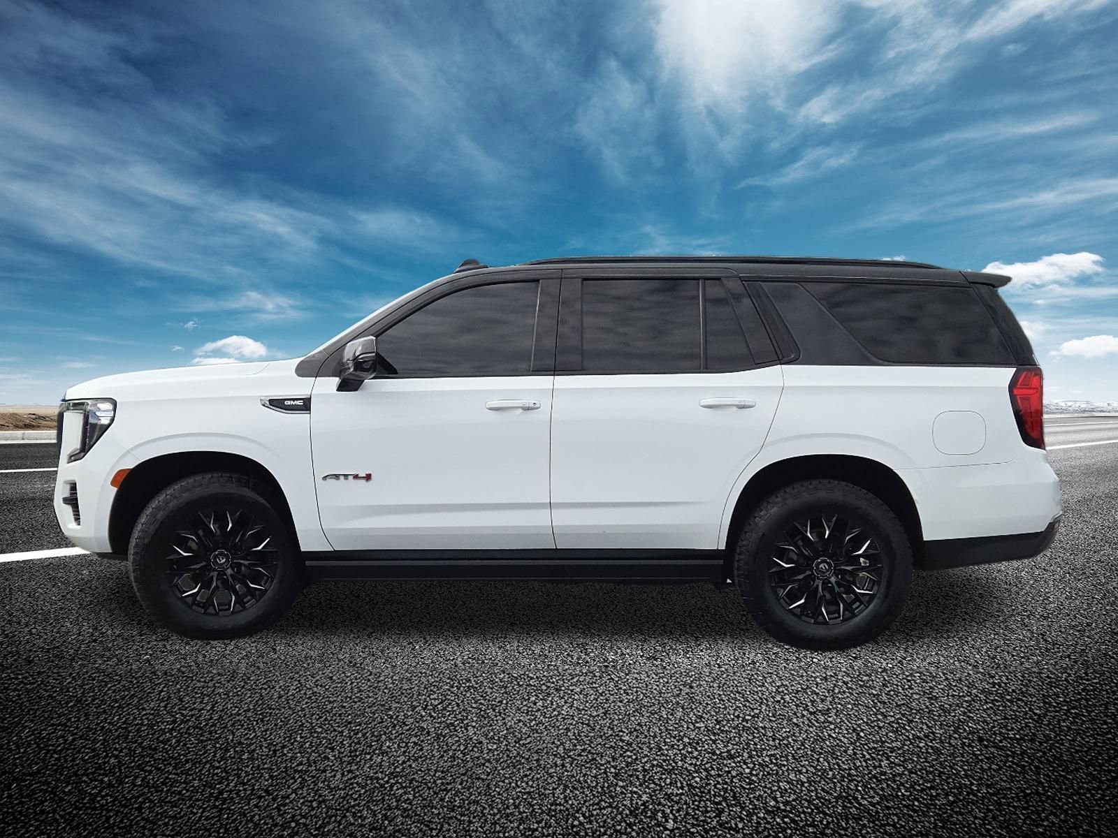 Used 2021 GMC Yukon AT4 w/ Technology Package image 17