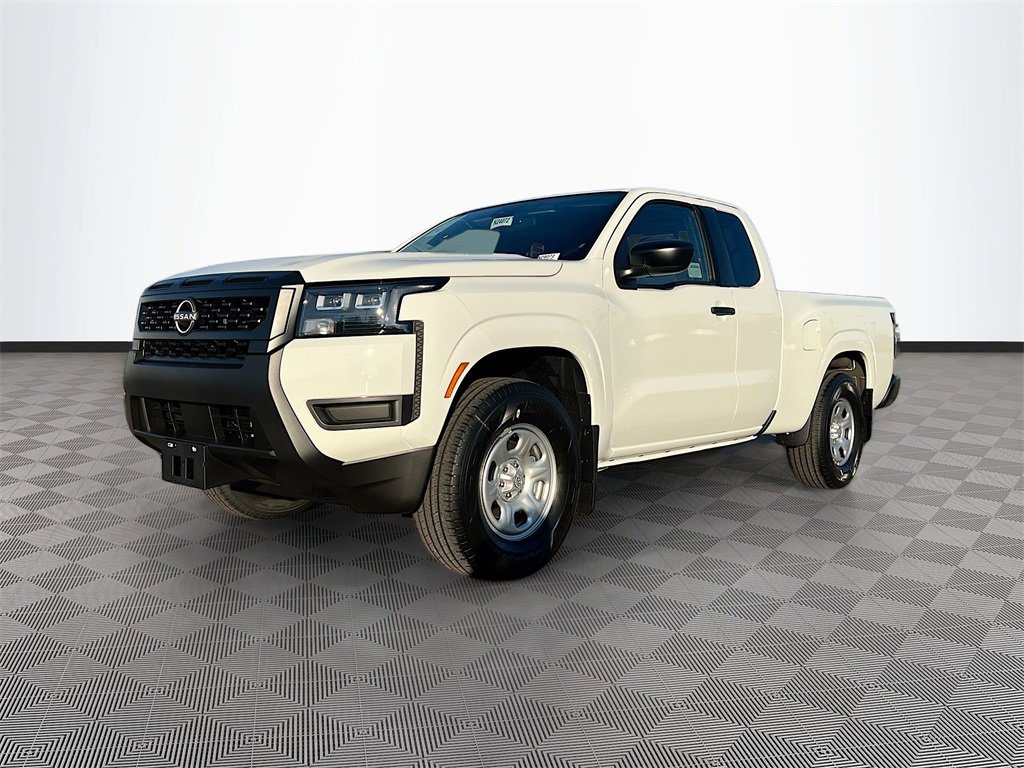 New 2026 Nissan Frontier S image 3