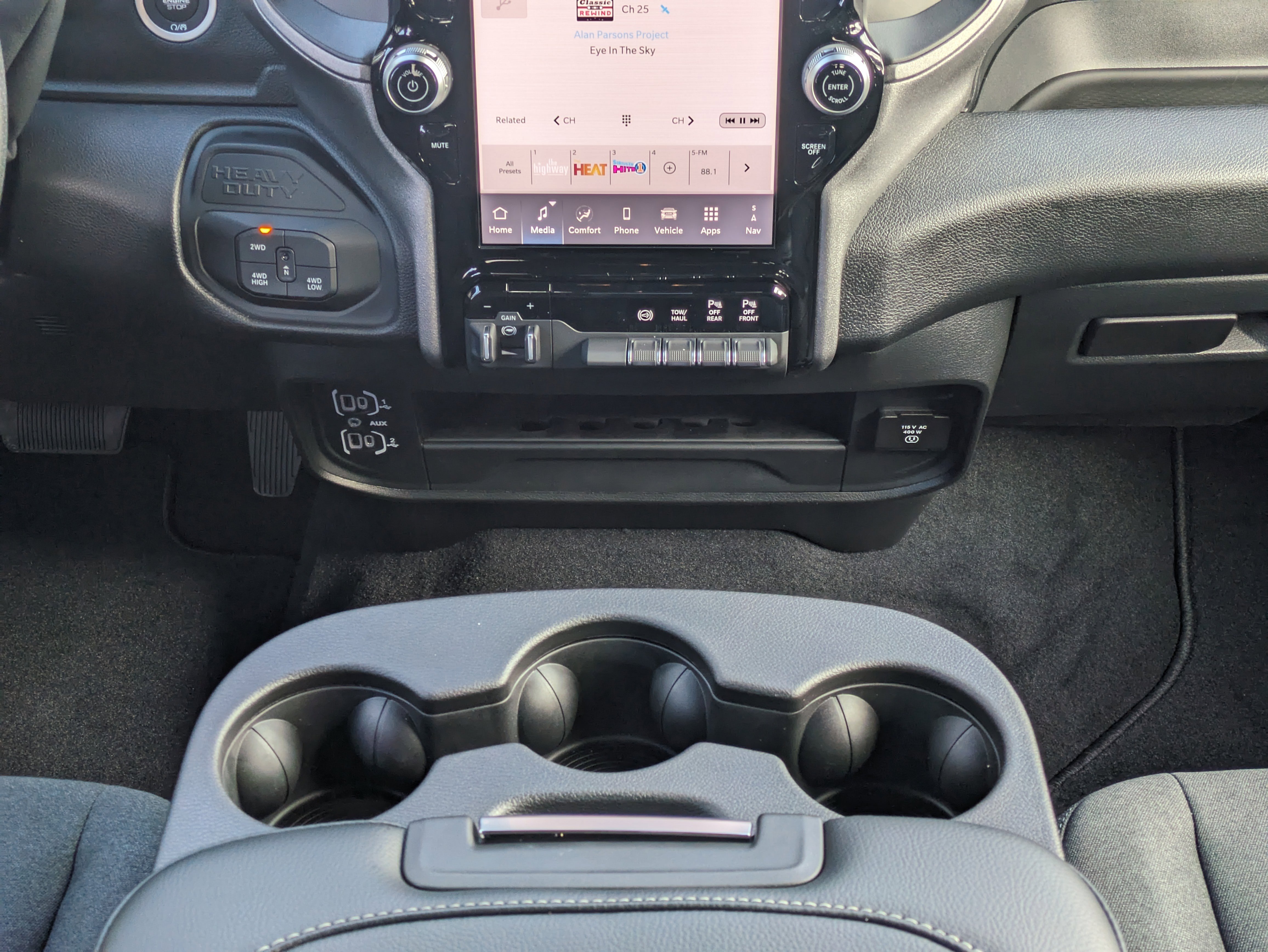 New 2026 RAM 3500 Tradesman image 18