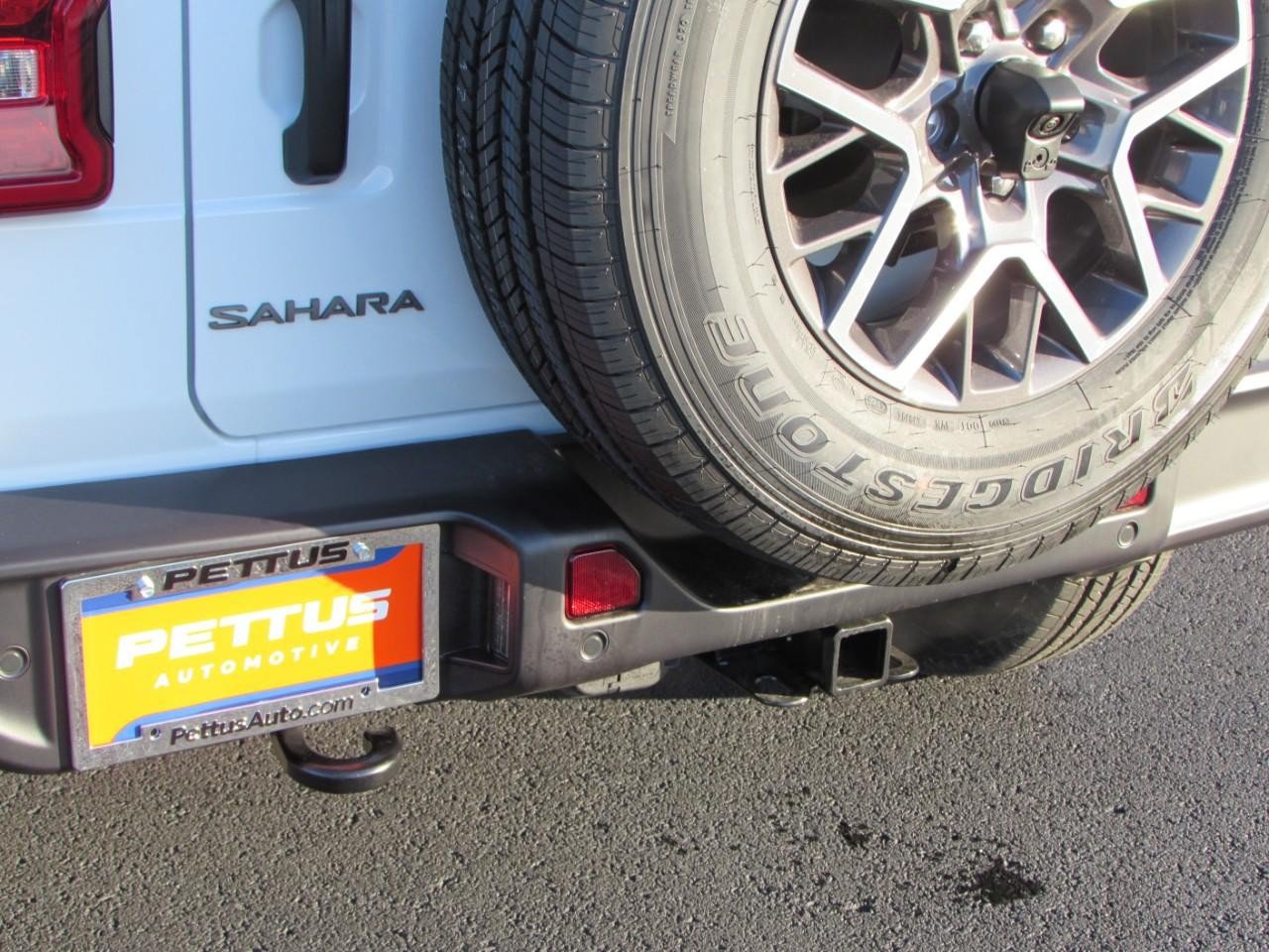 New 2026 Jeep Wrangler Unlimited Sahara AWD/4WD image 12