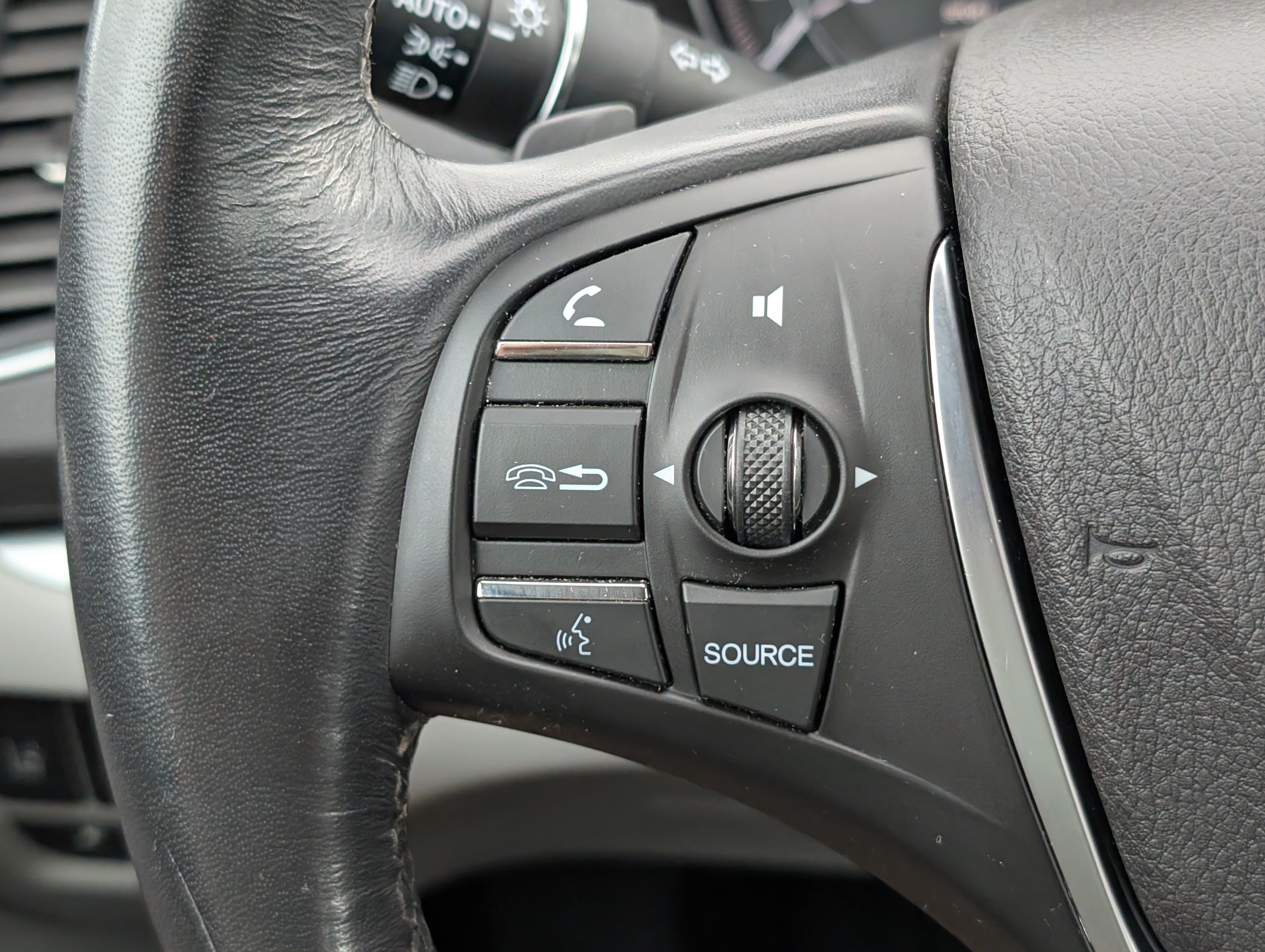Certified 2017 Acura TLX V6 w/ Technology Package FWD image 15