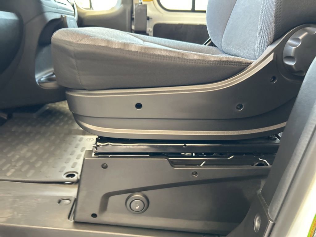 Used 2024 RAM ProMaster 3500 w/ Delivery Van Package image 36