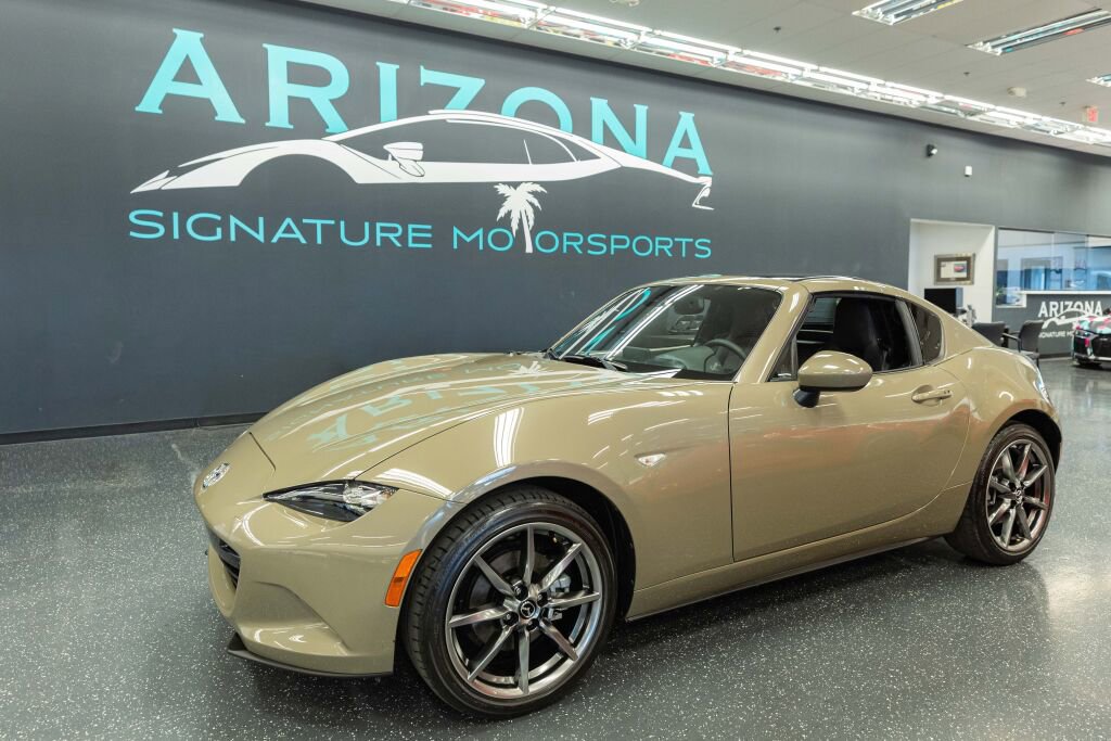 Used 2023 MAZDA MX-5 Miata Grand Touring RWD image 1