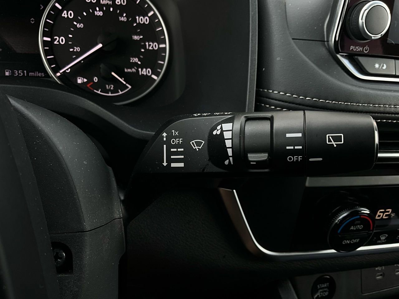 Used 2025 Nissan Rogue SV image 36